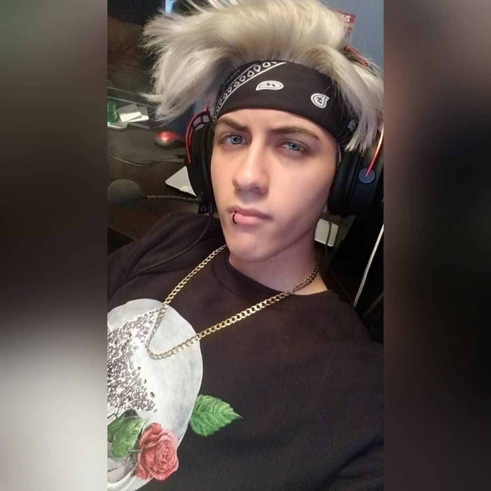 Meet your Posher, Juan